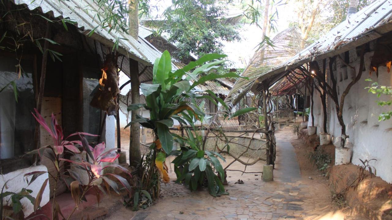 Saraya Bed & Breakfast Sangolda Exterior photo